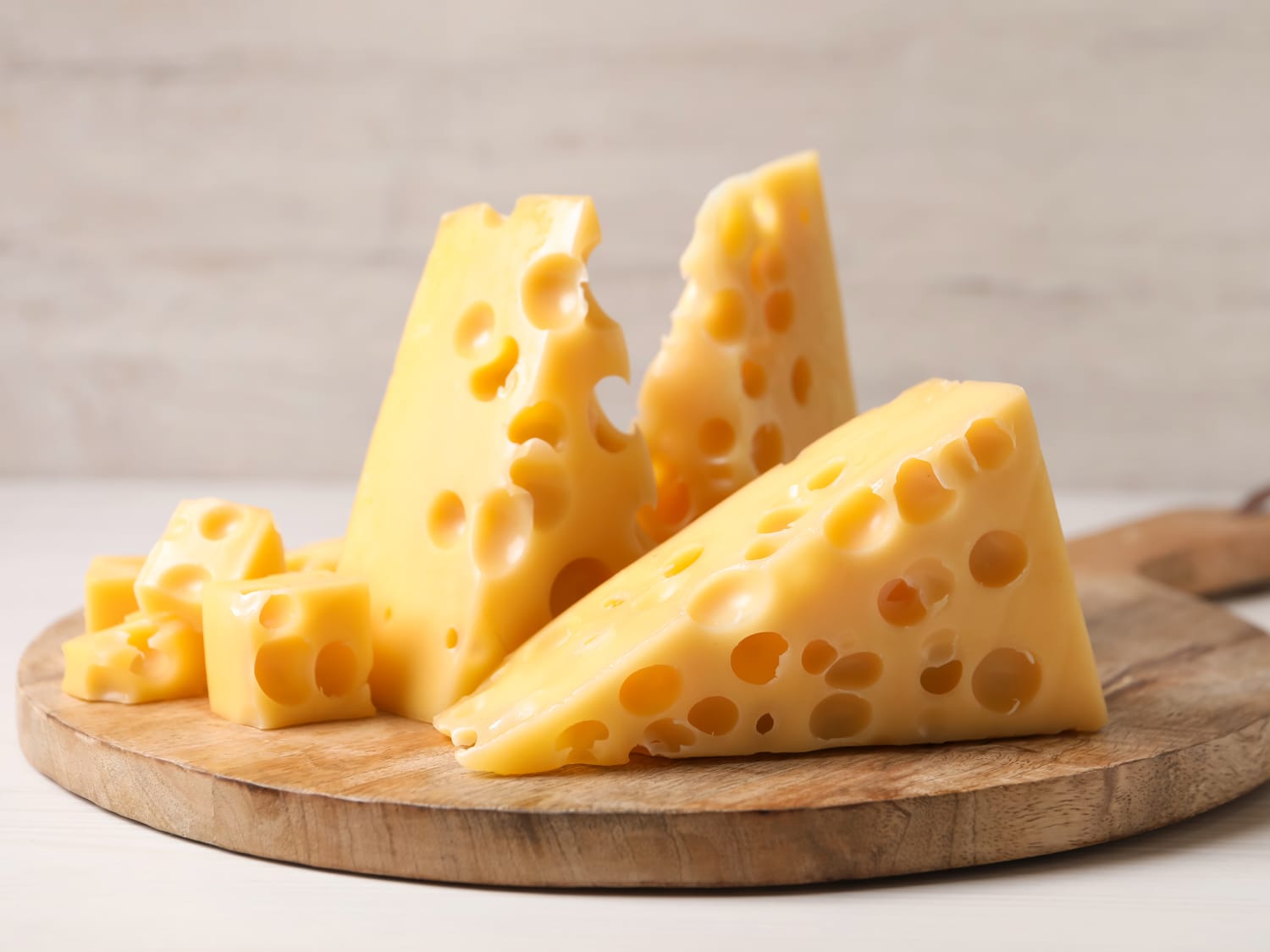 Everyone Is Just Finding Out Why Swiss Cheese Has Holes and People Are Losing It