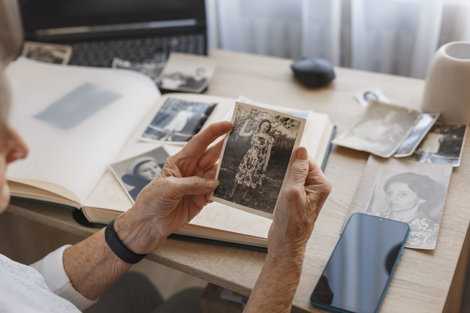 5 Ways to Digitize All of Those Beloved Old Photo Albums