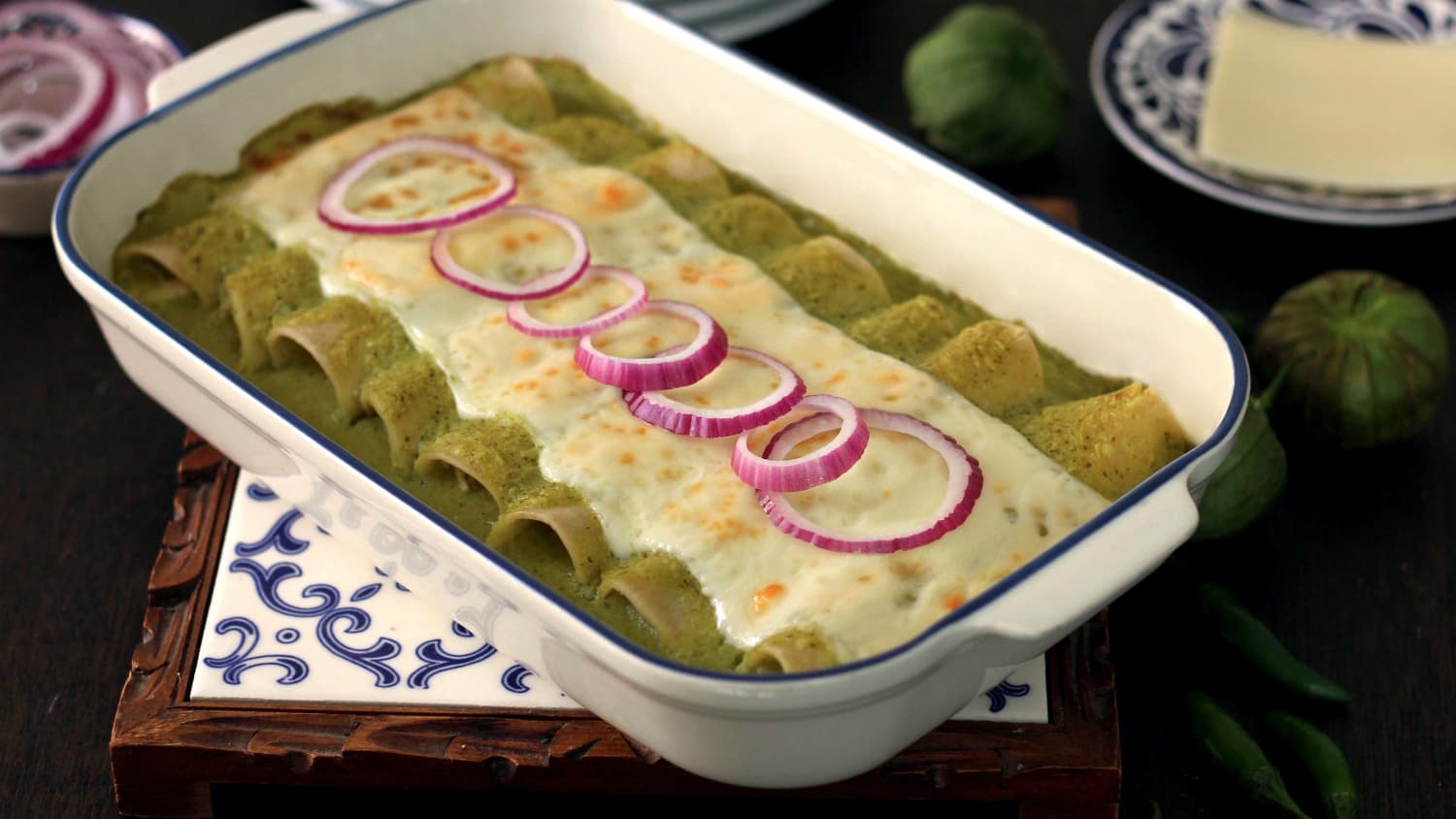 Enchiladas Verdes (Green Enchiladas)-image
