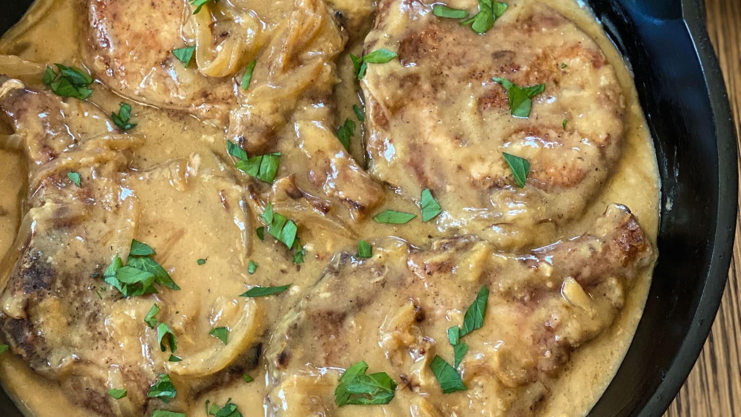 Smothered Pork Chops-image