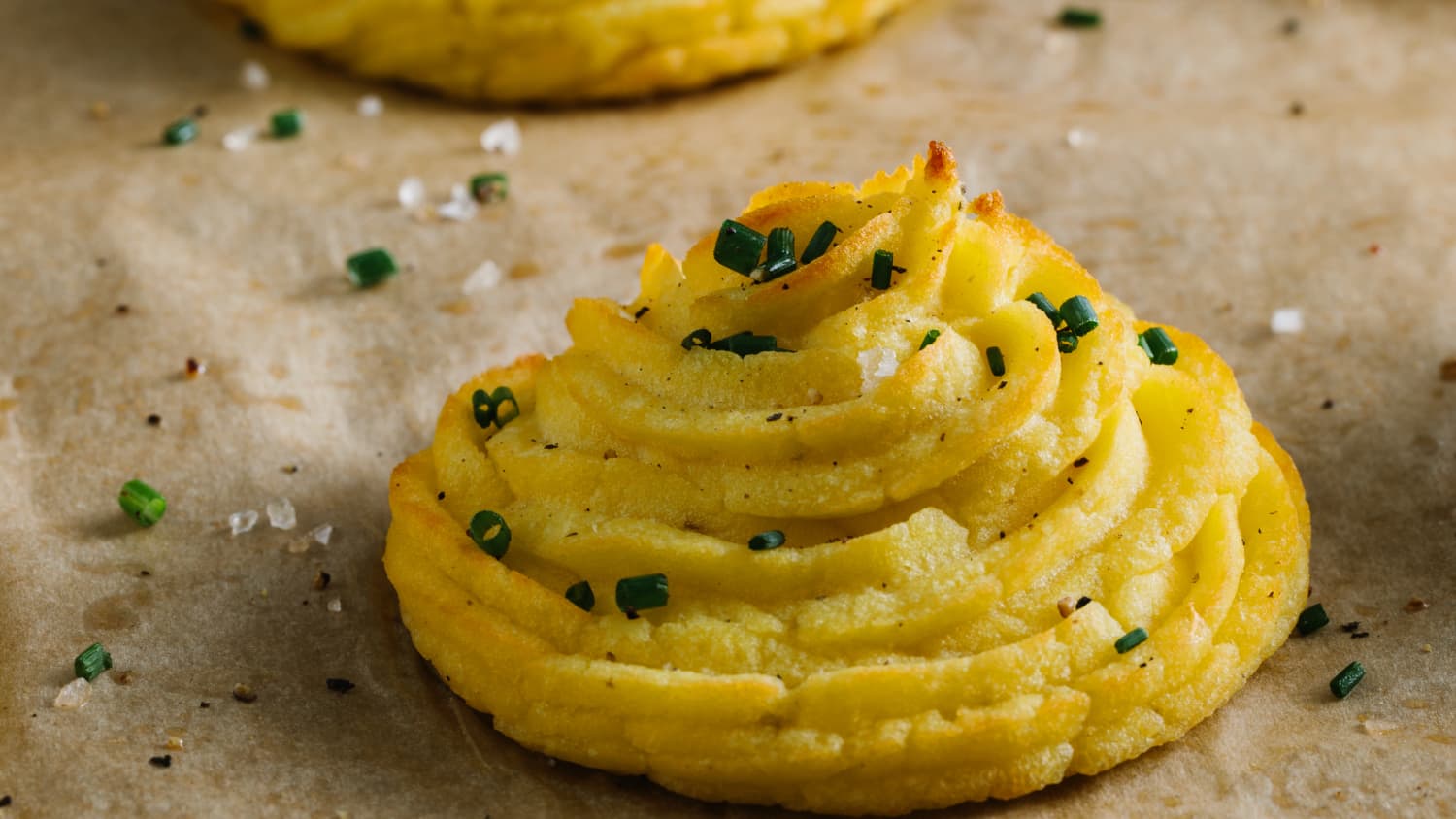 Cheesy Garlic Duchess Potatoes-image