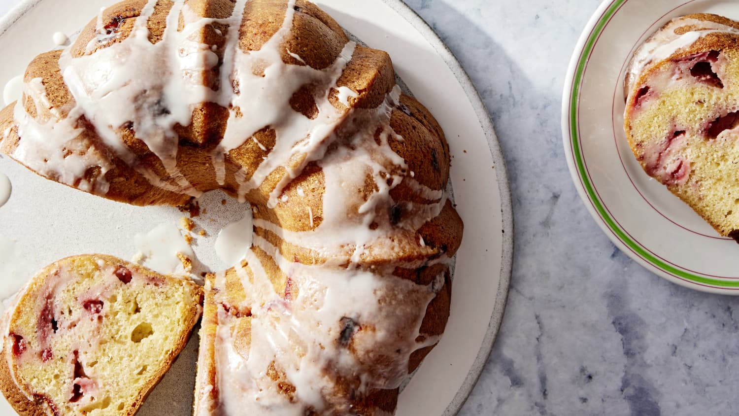 Strawberry Pound Cake 