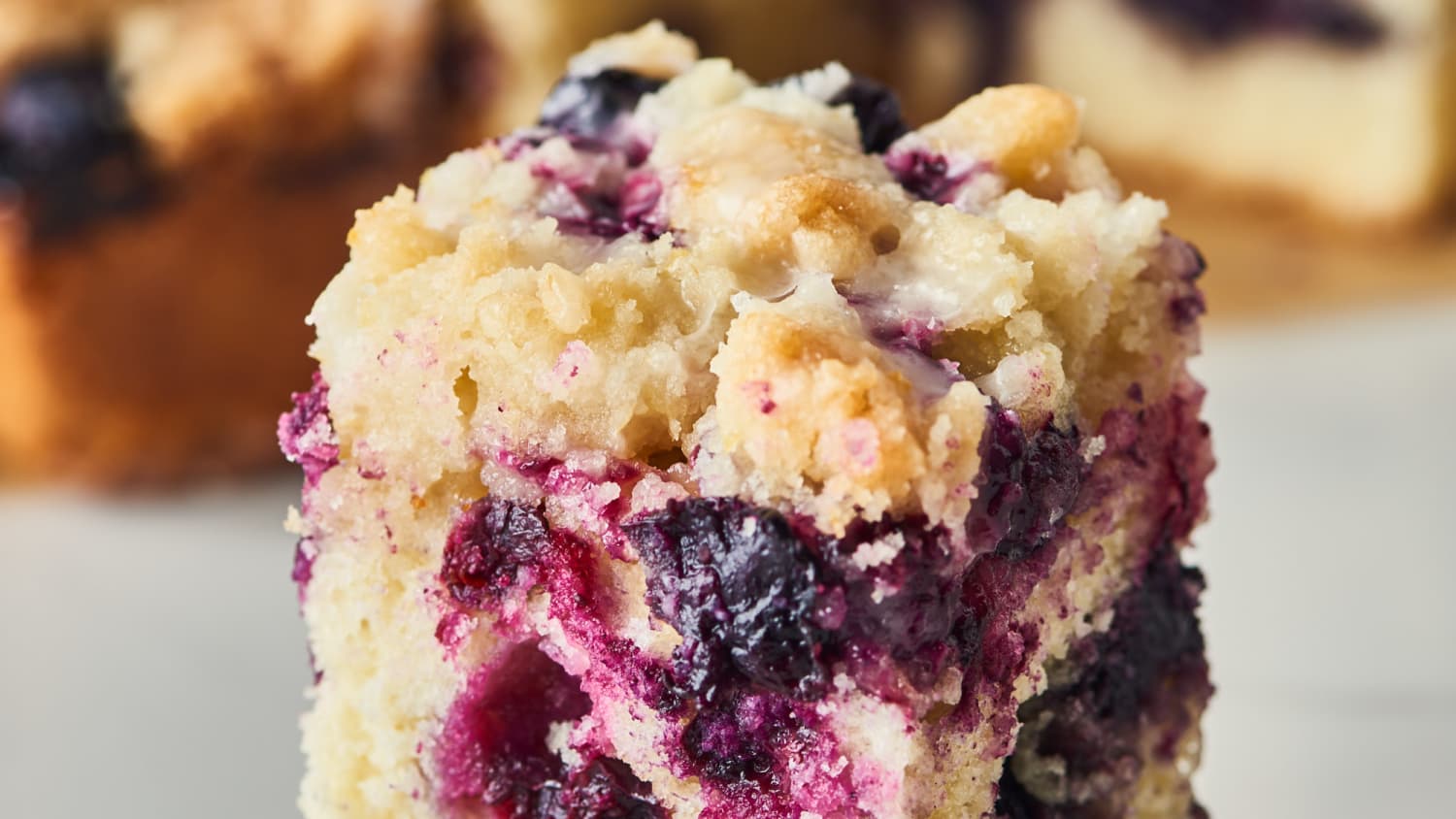 How to Make a Classic Blueberry Buckle-image