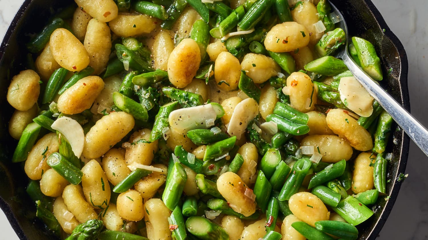 Gnocchi Skillet with Green Beans and Asparagus-image