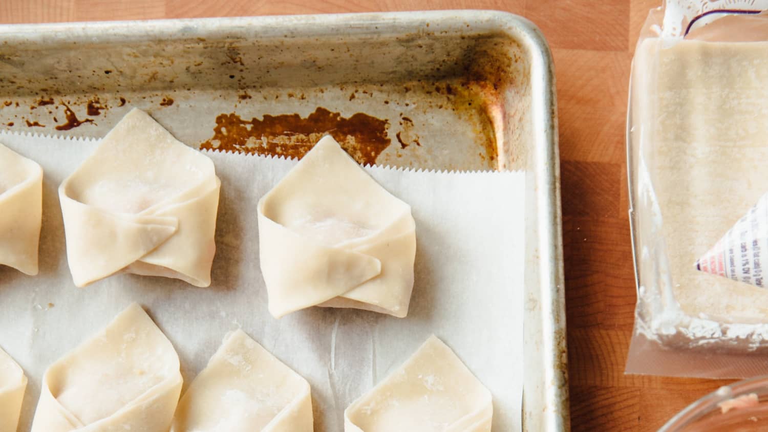How To Fold Wontons-image