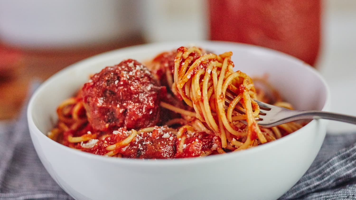How To Make 2-Day Tomato Pasta Sauce-image