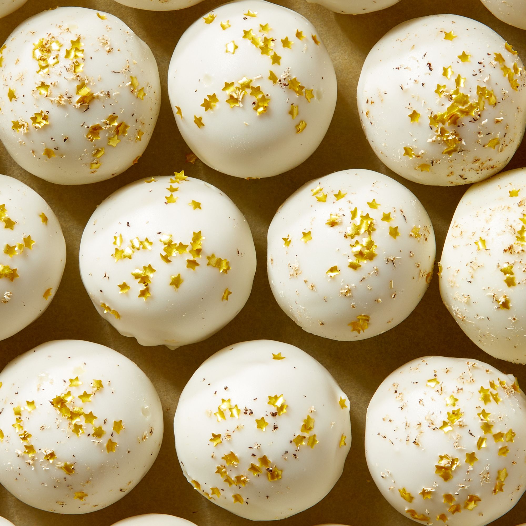 Boozy Holiday Cookie Truffles Are the No-Bake Hack We're Making All Winter