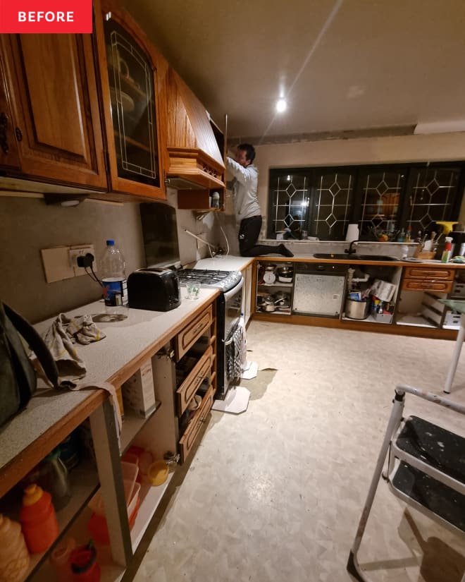 Before & After: Striking Green Cabinets (and Pink Tiles!) Add Instant Drama to a Dated “Awkward” Kitchen
