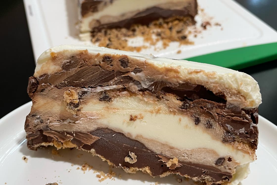 I Tried the No-Bake Nutella Chocolate Chip Icebox Cake and It's Absolutely Decadent
