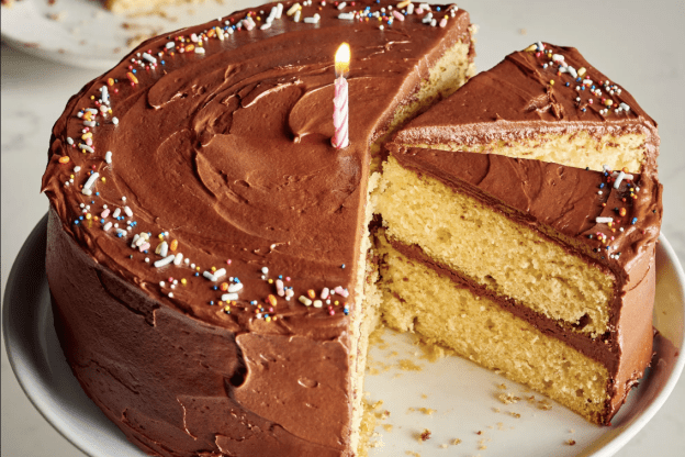 We Asked 3 Chefs to Name the Best Boxed Cake Mix and They All Said the Same One