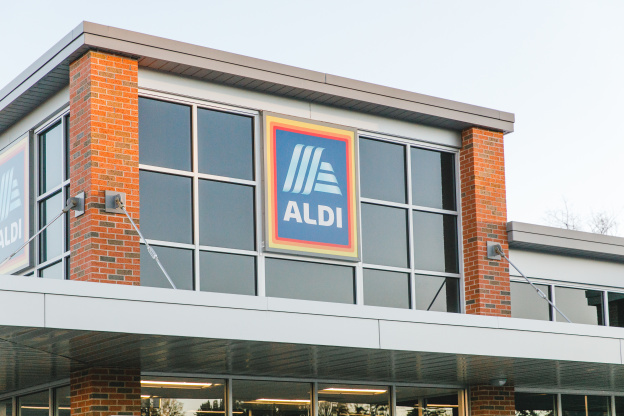 My 6 Rules for Loading a Cart at Aldi (I Shop There Every Week)