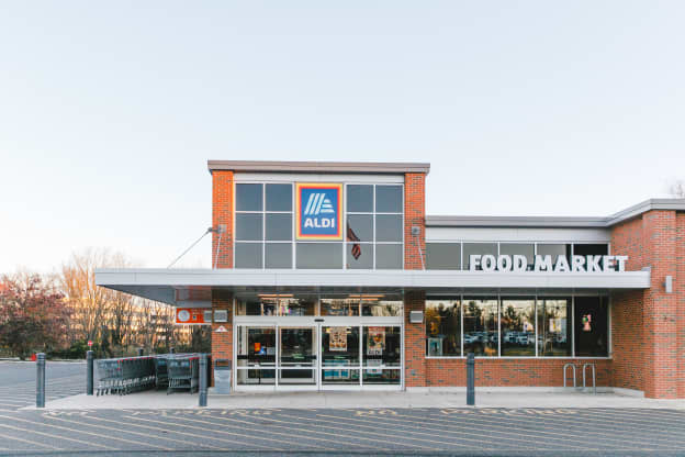 Aldi's Latest Candles Are 3 Scents in One