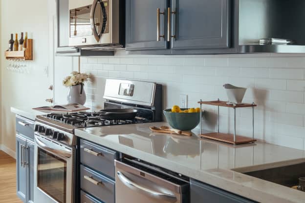 The Beloved Kitchen Cabinet Trend I Wish I Had Never Tried