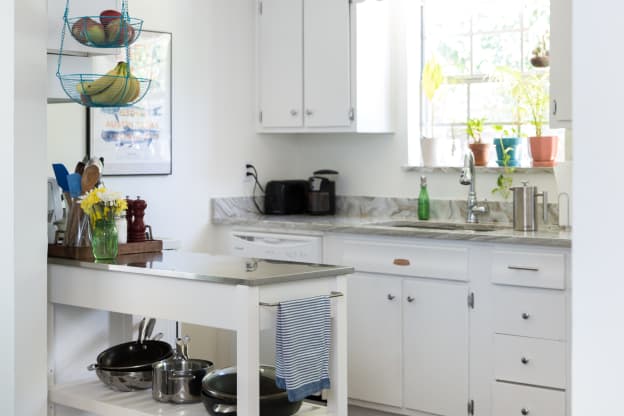 11 Stylish Kitchen Islands That Instantly Add Extra Storage Space