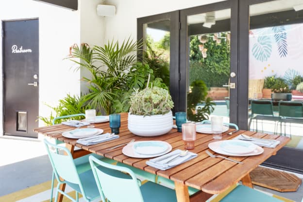 Dine Outdoors on a Budget with These 10 Table Sets Under $300