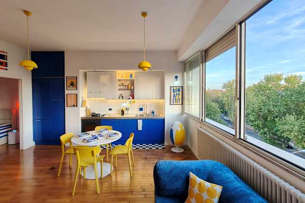 An Outdated Rome Apartment Got a Fearless, Low-Budget Colorful Makeover