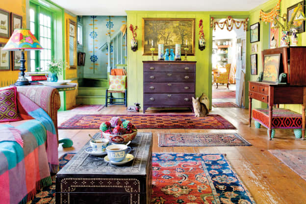 Attention, Maximalists: This Is the New-Old Way to Do Animal Print