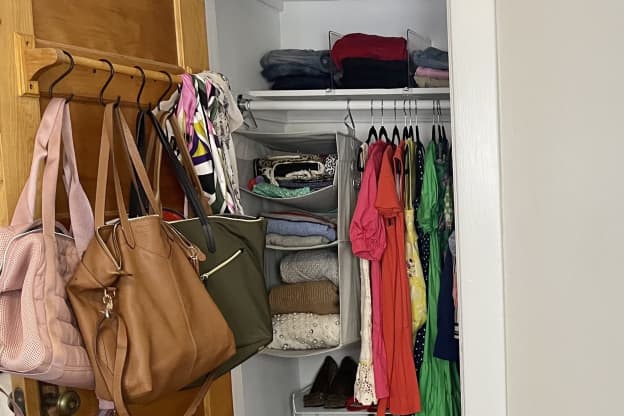 How a Personal Stylist Keeps Her Tiny 10-Square-Foot Closet Organized