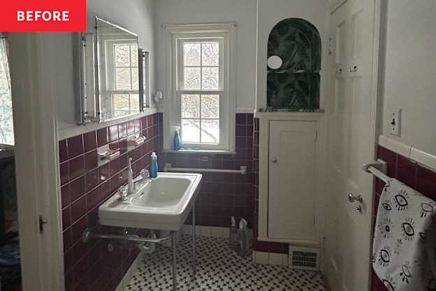 Before and After: Retro Peel-and-Stick Wallpaper Brought This Vintage Jack-and-Jill Bathroom Back to Life