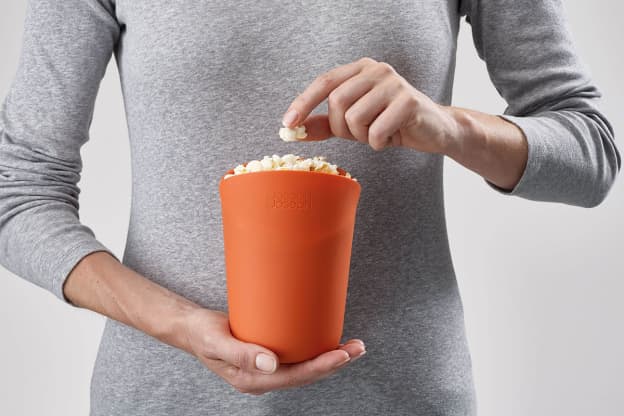 The $15 Microwave Tool That Makes Snack-Size Portions of Popcorn