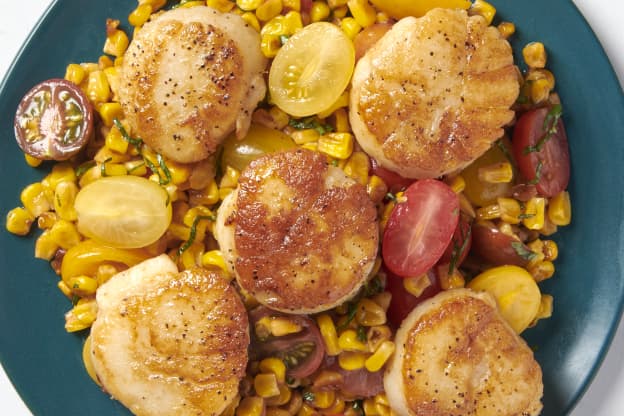 This Seared Scallops and Corn Salad Is a Luxurious Meal for One