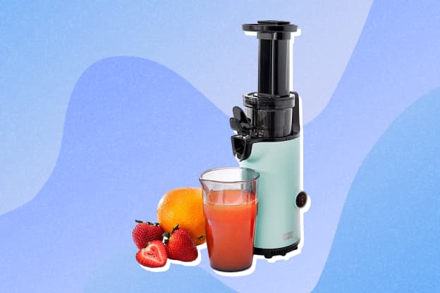 This Mini Juicer Barely Takes Up Any Space in My Kitchen (I Use It Every Day!)