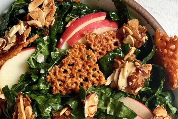 I Tried Smitten Kitchen's Apple and Cheddar Crisp Salad, and It's Even Better than It Sounds