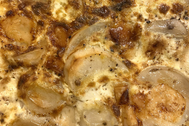 I Tried This Old School Recipe for Gratin of Potatoes and It's Now on My List of Go-To Weeknight Side Dishes