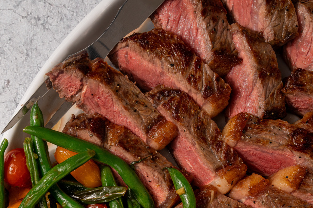 New York Strip Steak with Green Beans and Blistered Tomatoes Is Sure to Wow