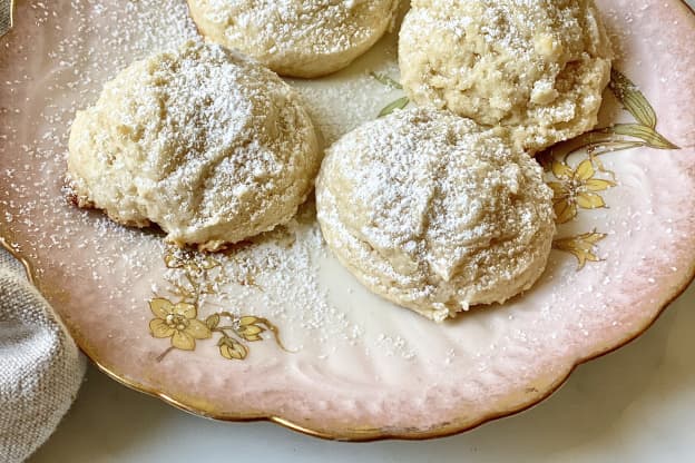 These Soft, Tangy Cream Cheese Cookies Will Melt in Your Mouth