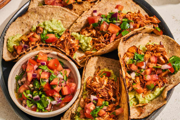 My Newest Taco Obsession Starts with 2 Cans of Jackfruit