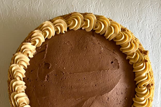 Costco's Giant Peanut Butter Chocolate Pie Is Back