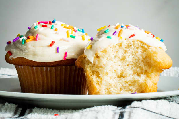 I Tried the Single-Serve Vanilla Cupcake Recipe and It's Guaranteed to Be a Certified Classic