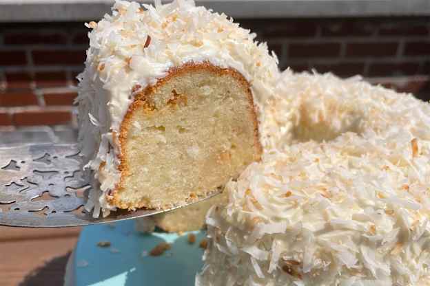 We Tried the Most Famous Foods on Goldbelly — Here Are the 10 Best Gifts to Send