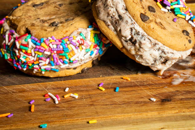 I Tried TikTok's Viral Hack for Making Ice Cream Sandwiches