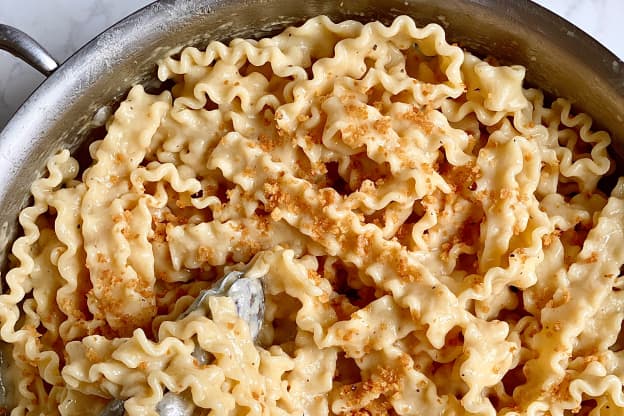 This Surprising Staple Turns Buttered Noodles into a Magically Creamy Pasta