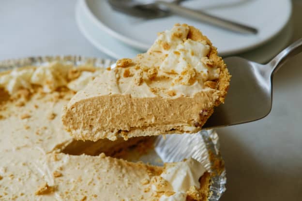 Dolly Parton's Famous No-Bake Peanut Butter Pie Is So Easy to Make