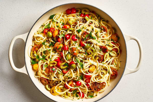 One-Pot Pasta Puttanesca