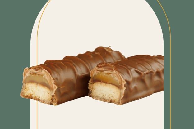This Super-Simple Recipe for Homemade Biscoff Twix Bars Deserves All of Your Attention