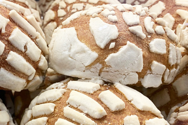 This Recipe for Concha Cinnamon Rolls Adds a Unique Spin on the Traditional Mexican Sweet Bread Roll