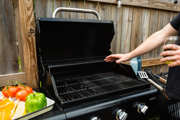 7 Surprising Things You Didn't Know About Your Grill Grates