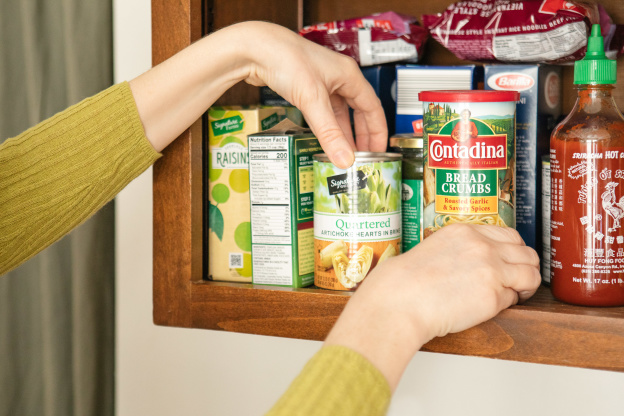 10 Smart Tips for Properly Organizing Your Pantry, According to Grocery Store Workers