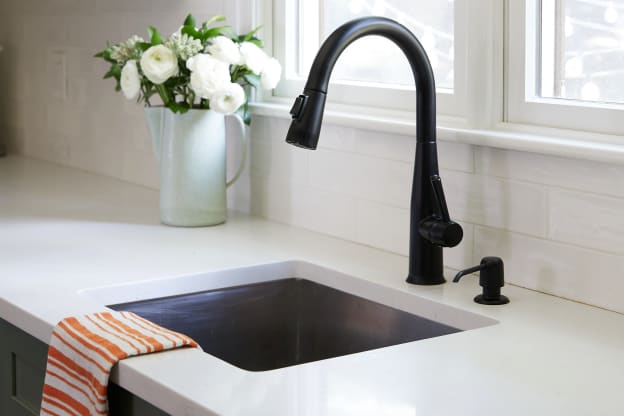 This Amazon Gadget Filters My Water and Frees Up So Much Fridge Space