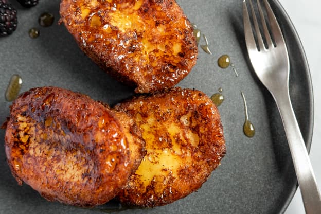 For the Most Custardy French Toast of Your Life, Cook It Like the Spanish Do