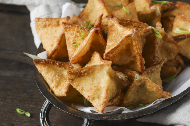 How to Recreate Ultra-Crispy Cream Cheese Wontons at Home
