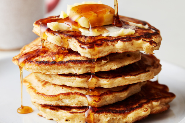 The Easy Oatmeal Pancake Recipe Our Staff Is Obsessed With