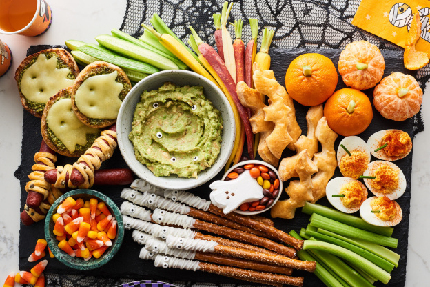 Here's How to Make a Fun and Festive Halloween Snack Board