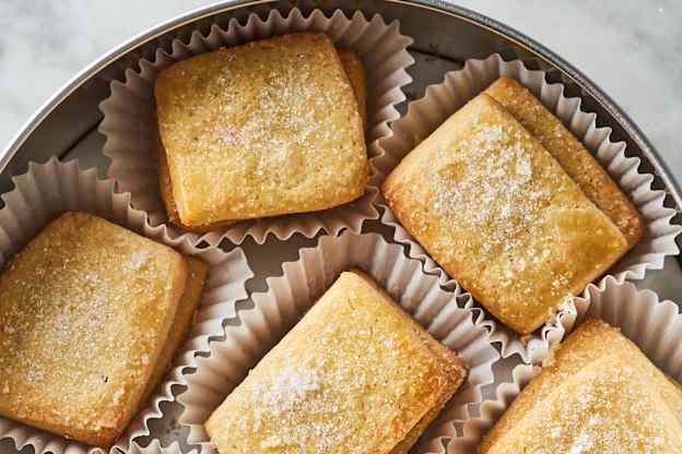 The Beloved $2 Butter Cookies I'm Bringing to Every Holiday Party I'm Invited To