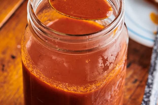 Here's How to Make 20-Minute Enchilada Sauce Out of Pantry Staples