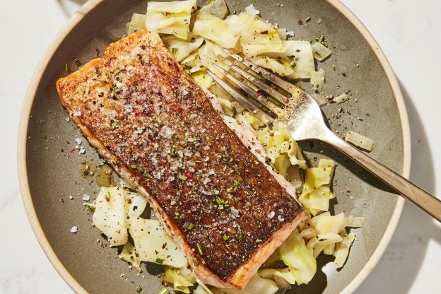 This Crispy Salmon and Cabbage Skillet Is Saucy and Satisfying